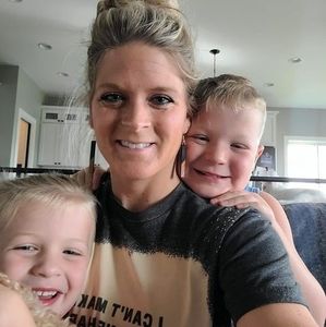 Meet your Posher, Alison